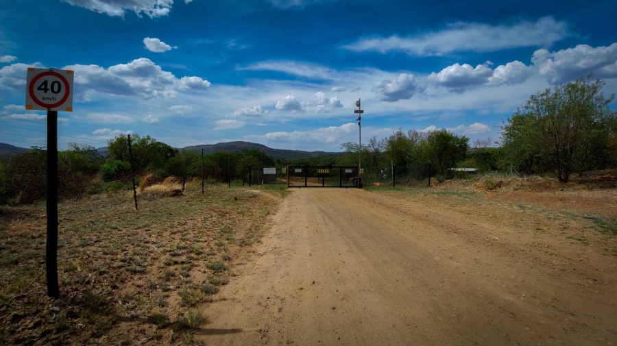 5 Bedroom Property for Sale in Hartbeespoort Rural North West